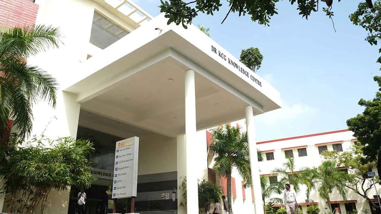Hindustan College Campus powered by Sunstone